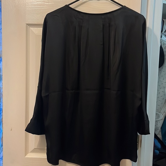 Express black silk blouse size Medium, half sleeve - Picture 2 of 2